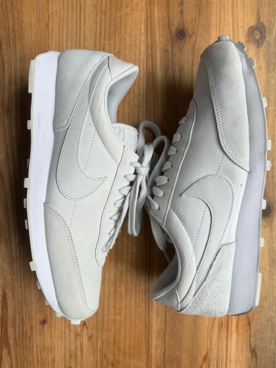 Nike Shoes - NIKE Daybreak Women’s Photon Dust Sneakers 8